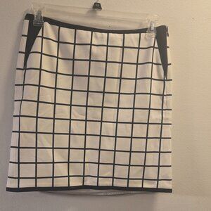 White House Black Market Windowpane White and Black Plaid Skirt Size 10